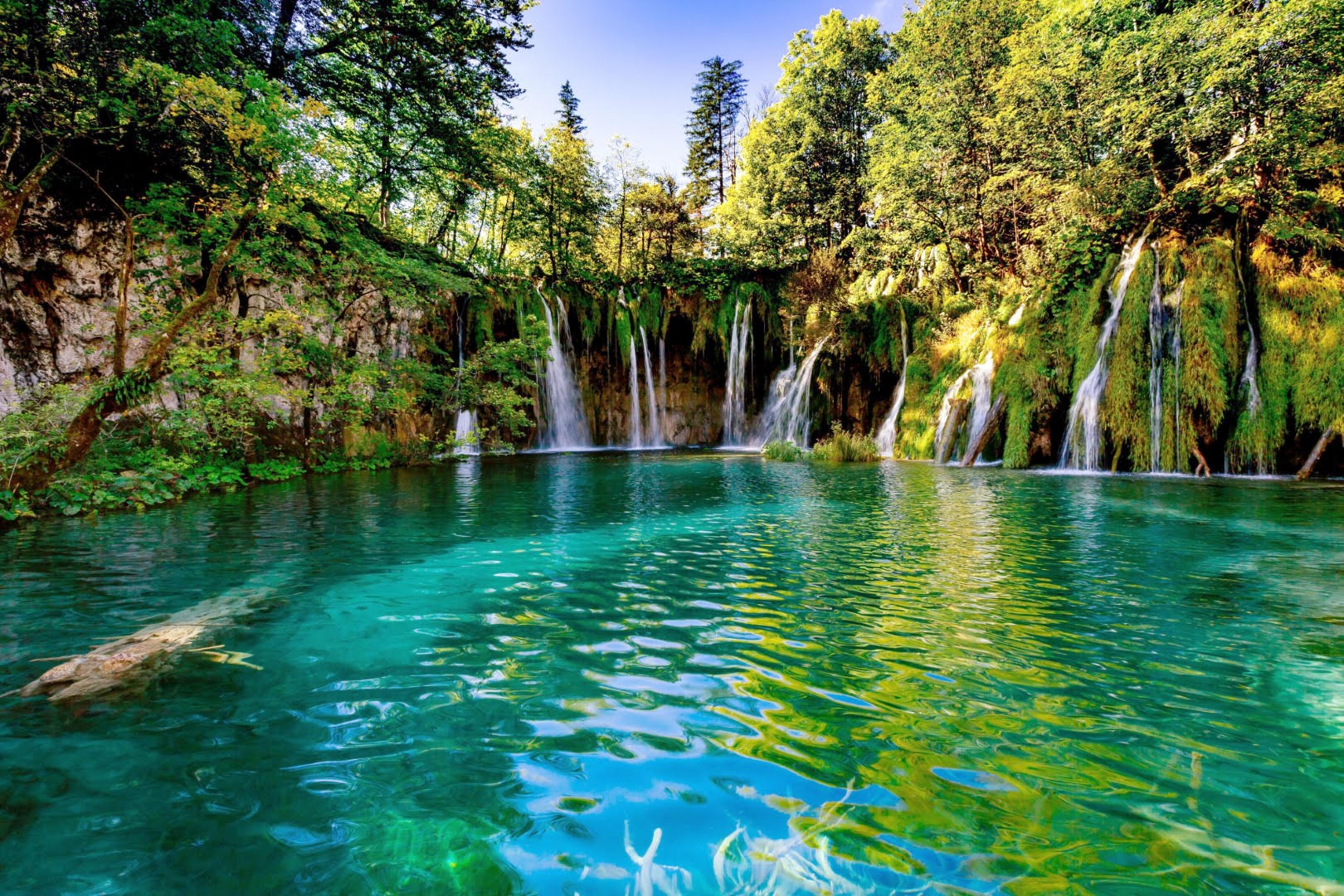 3857 - Mossy River Serenity, Square